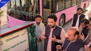 CM Sohail Afridi Launches Pink Bus Service for Women in Peshawar with Lower Fares