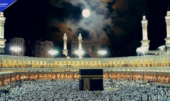 Moon to Appear Almost Directly Above Kaaba This Morning