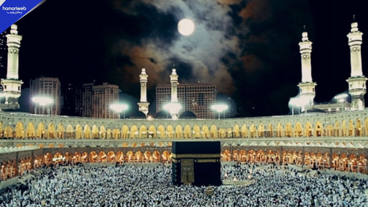 Moon to Appear Almost Directly Above Kaaba This Morning
